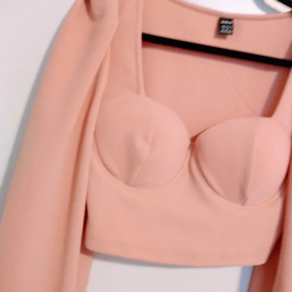 SheIn pink crop top, long sleeve with buster. Size medium - Picture 4 of 4